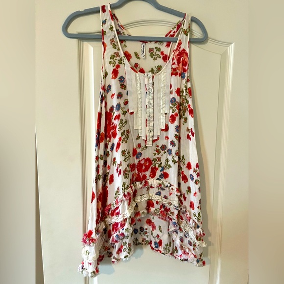 Free People Tops - Free People Floral Sleeveless Hi-Low Blouse Summer Women’s Size Medium